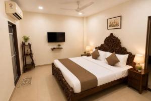 Hotel Keshav Pride