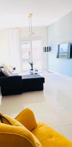 Art & Earth Riviera Suites A"