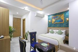 Hotel Decent Premier - IGI Delhi Airport