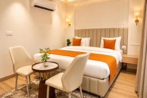 Hotel Arshiv