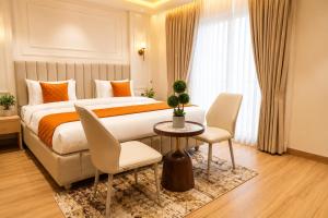 Hotel Arshiv