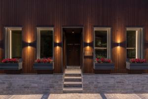 Hill Suites Zachlorou