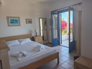 Spacious studio with big kitchen and Sea view!
