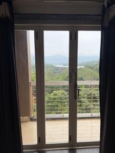 Hotel Dam View Pravara