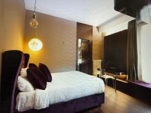 Amsterdam Central Nest