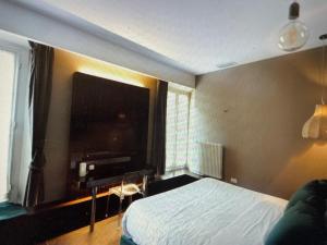 Amsterdam Central Nest