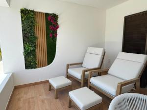 Dunas Apartment - Close to the Beach with a Pool