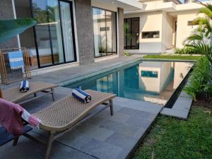 Maikka Villa Near Nyanyi Beach Canggu