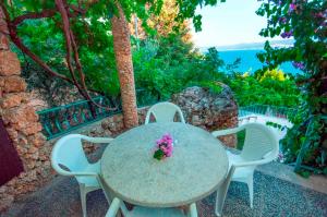 Green Oasis Holiday Home