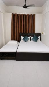 Metro service apartments