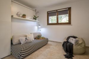 Apartment Garden in Villa Fioretta Your Countryside Escape with Shared Pool near Alghero