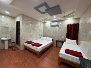 Arul Rayara Residency