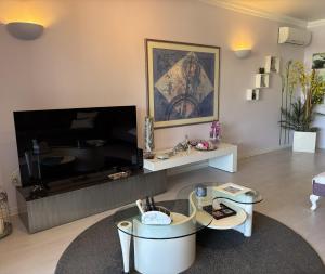 Cozy Flat Vilamoura Marina With Pool & Balcony By Timeless Vacations