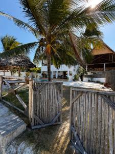 Amani Beach Villa- Bwejuu