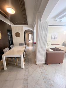 Beautiful family apartment near Amoud and McDonalds