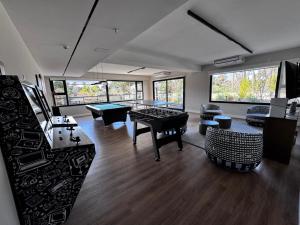 Apartamento de 2 dormitorios,4 Personas, Edificio Sea Garden,zona CANTEGRIL 2 Dormitorios