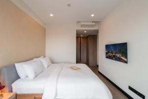 Hestia Living-2BR River View at DeLaSol District 4