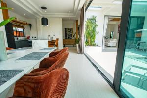 Chareen Pool Villa