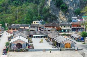 Hoàng Bách homestay - Đồng Văn, Motorbike, Tours