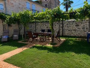 Charming natural stone house with private garden