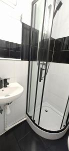 NINKA ROOMS - short stay Bielany