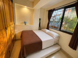 Apartamento cerca de centro comercial y tiendas - Máximo 8 personas