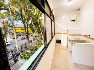 Apartamento cerca de centro comercial y tiendas - Máximo 8 personas