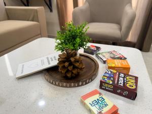 Modern Apartment in Gurugram Near Metro with Rooftop View, Designer Decor & Prime Location for Business or Leisure Stays
