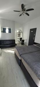 FORT BLIZNE NOCLEGI - superior&standard rooms