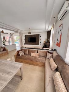 Pavillon chic avec piscine privée