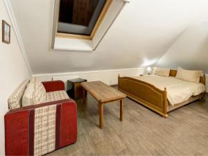 Standard Double Room with Sofa room in Tiara Domodedovo Guest House