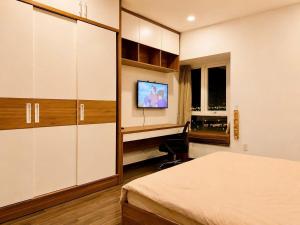 Luxury Sunset Riverside 2BR Mornachy Da Nang