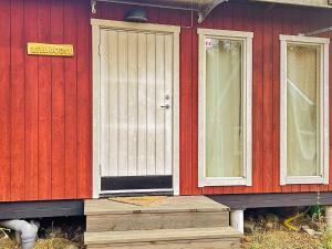 5 person holiday home in BJÖRKÖ-By Traum
