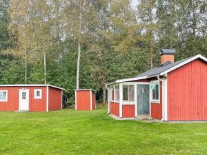 3 person holiday home in GRIMSTORP-By Traum
