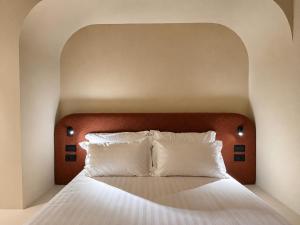 Luxuria City Center Suites