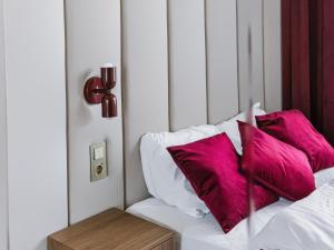 Warsaw Bemowo Apt - Parking, AirCon, Balcony by Rentujemy
