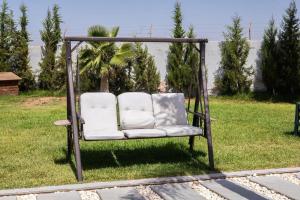 Luxury Villa Pool, Jacuzzi, Billiards & Padel
