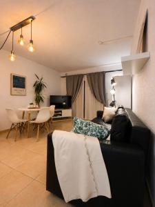 Home Maria