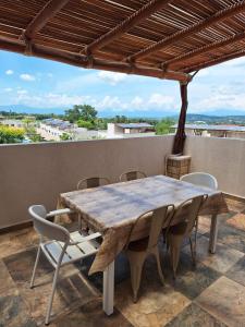 Casa con Alberca cerca de Salones de Boda AC y Wifi
