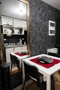 Velvet Suites Luxe Retreat in Southwoods City