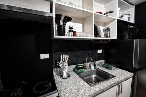 Velvet Suites Luxe Retreat in Southwoods City
