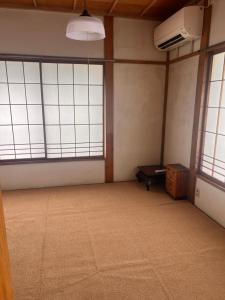 Yuzawa Rakucho House