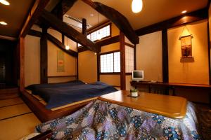 Japanese-Style Standard Room with Shared Bathroom - River View