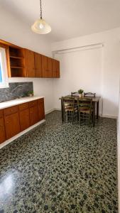 4 Minute Walk To The Beach Budget Friendly Apartment