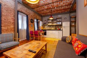 Spacious One Bedroom Apartment