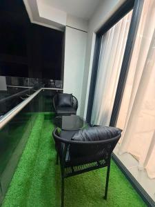 Kilimani Spacious 1BR with Private Study & Balcony