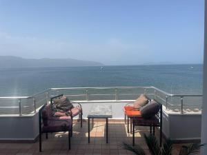 panoramik me pamje na deti lungomare