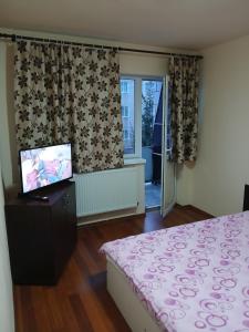 2 camere - Semidecomandat - Etaj 3