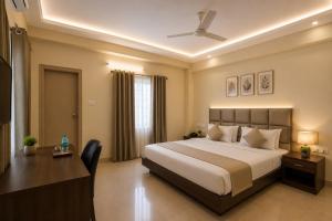 Hotel Cyber Suite Near Hitech City Metro, Madhapur
