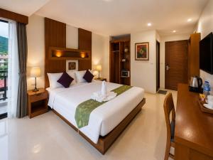 Aura Inn